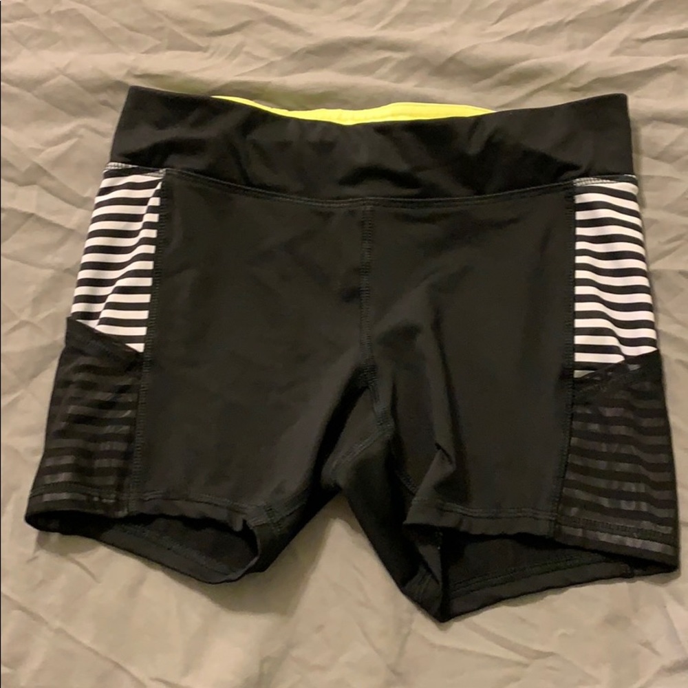 Small Women’s Champion Shorts